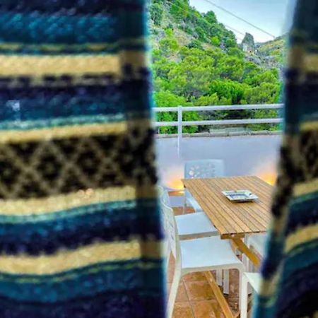 Вилла Grazalema - Casita La Calma - Incredible Views, Clima Frio-Calor, Wifi & Private Parking Optional Экстерьер фото