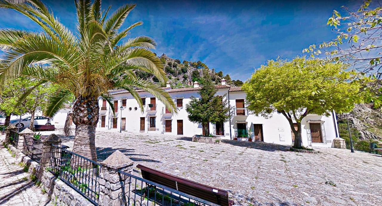 Вилла Grazalema - Casita La Calma - Incredible Views, Clima Frio-Calor, Wifi & Private Parking Optional Экстерьер фото